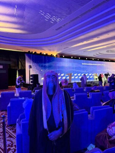 رجل الأعمال رائد بن صادق المحمد يشارك في منتدى الاستثمار بمنطقة الحدود الشمالية 2025