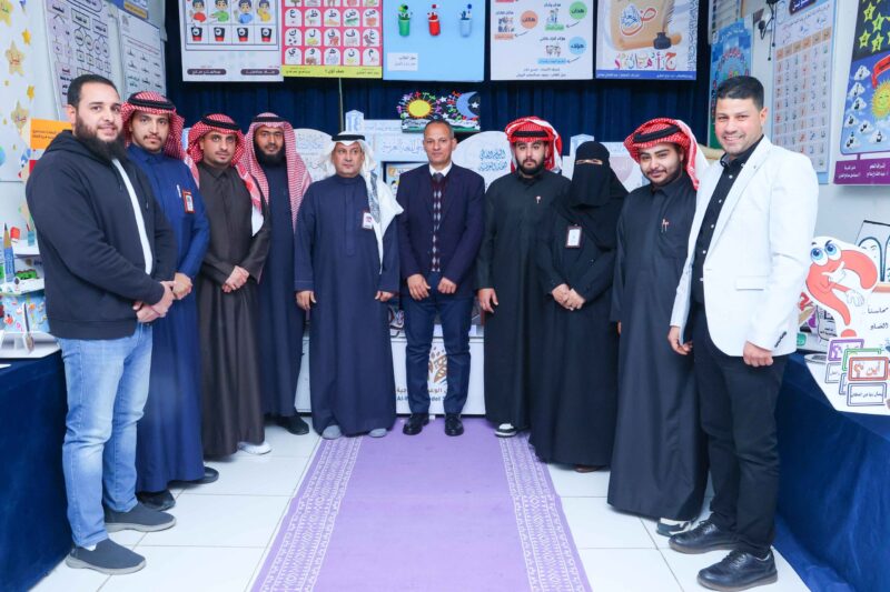 بالصور .. مدير التعليم الخاص بالحدود الشمالية يزور مدرسة الوعد النموذجية