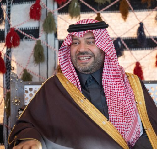 أمير الحدود الشمالية يرعى توقيع 21 اتفاقية ومذكرة تفاهم ضمن منتدى الاستثمار 2025