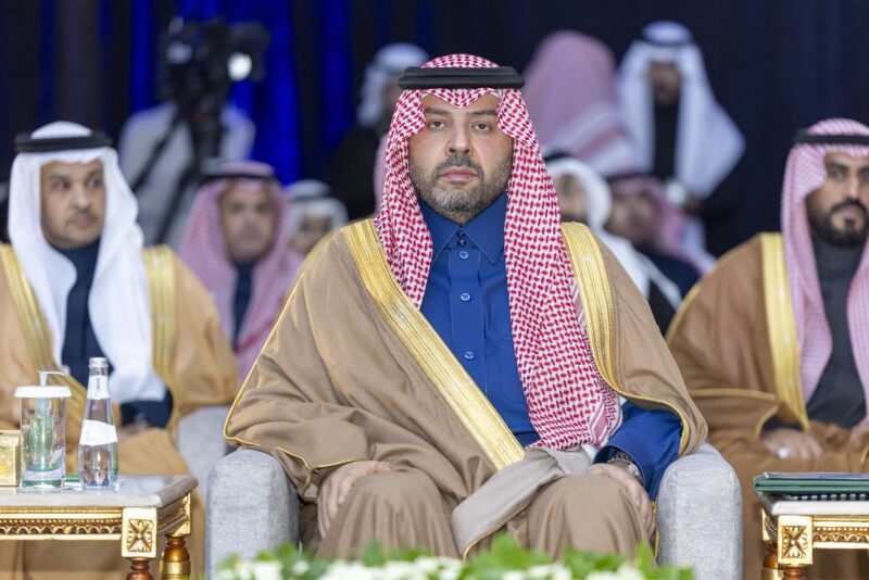 أمير الحدود الشمالية يدشّن مشاريع تنموية بأكثر من 400 مليون ريال