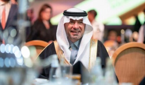 «الشؤون الإسلامية» تفعل هاتفًا مجانيًا للاستفسارات الشرعية بـ10 لغات عالميّة