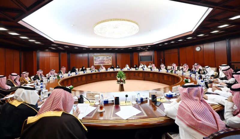 وفد إمارة منطقة الحدود الشمالية يزور مجلس الشورى ويجتمع مع عدد من أعضاء لجانه المتخصصة