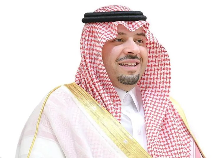 أمير منطقة الحدود الشمالية يهنئ القيادة بحلول شهر رمضان