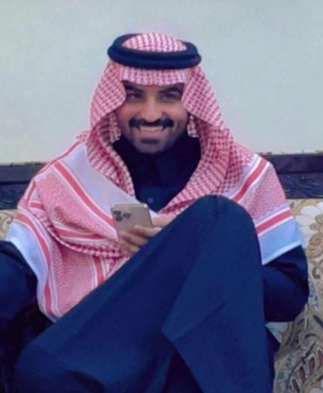 المحامي محمد ثاني برد الرويلي يحتفل بعقد قرانه