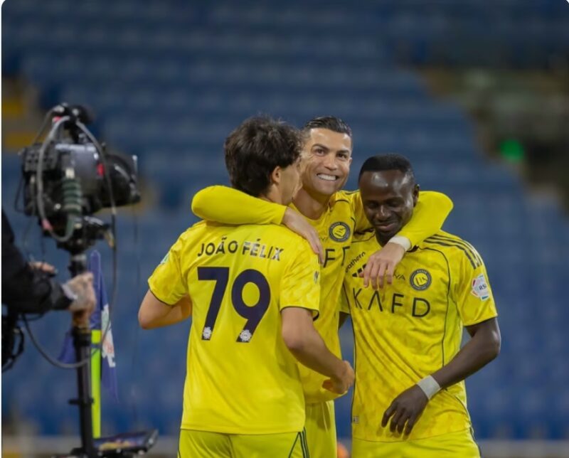 النصر يمطر شباك النجمة بخماسية نظيفة ويستعيد صدارة دوري روشن السعودي