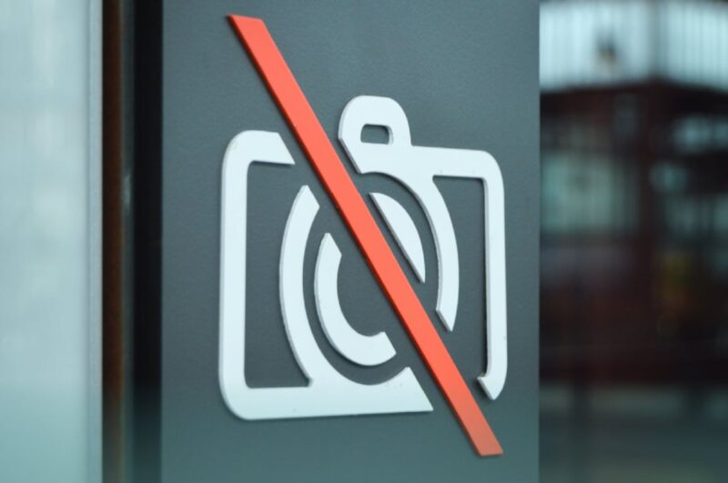 النيابة العامة: المساس بالخصوصية عبر الشبكة جريمة موجبة للعقوبة