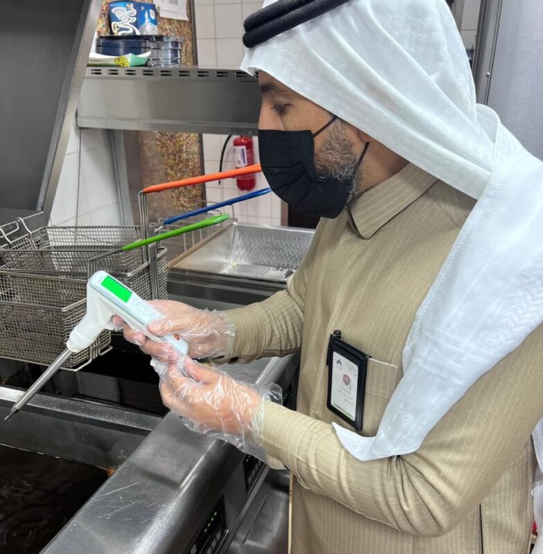 بالصور .. تكثيف الرقابة الصحية على مطاعم طريف خلال رمضان