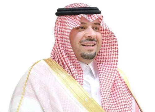 أمير الحدود الشمالية يطّلع على جاهزية “153” جامعًا لصلاة عيد الفطر بالمنطقة