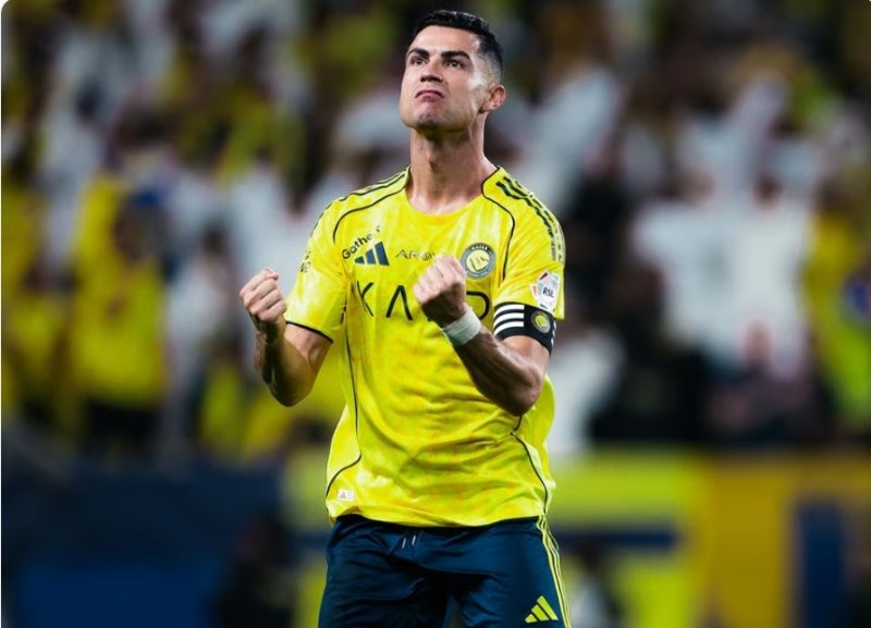 النصر يحسم قمة الأهلي بثنائية رونالدو وكومان ويقترب من لقب دوري روشن