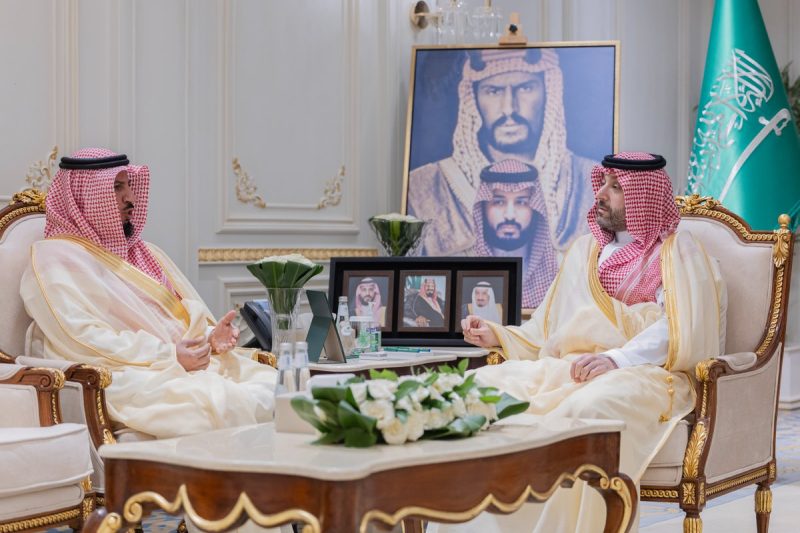 نائب أمير الحدود الشمالية يستقبل رئيس مجلس إدارة الجمعيات الأهلية بالمنطقة