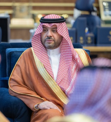 أمير الحدود الشمالية يستقبل مدير إدارة مكافحة المخدرات بالمنطقة