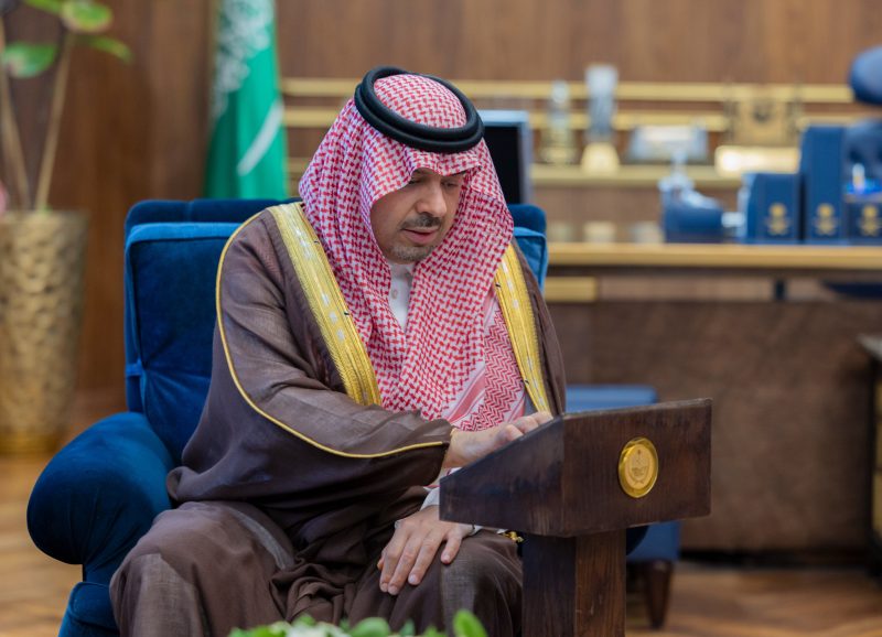 أمير منطقة الحدود الشمالية يضع حجر الأساس لمشروع مصنع اللقاحات البكتيرية البيطرية