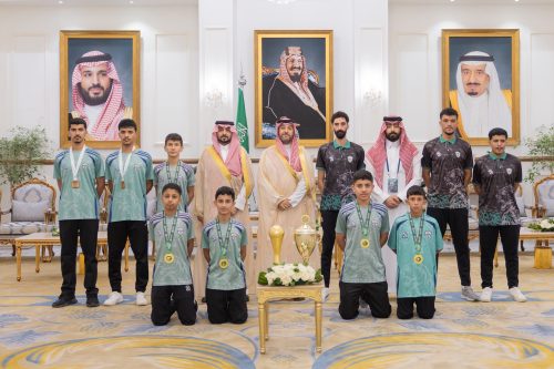 بالفيديو والصور .. نادي أيتام طريف ينظم برنامجًا قيميًا عن التعاون والعمل الجماعي
