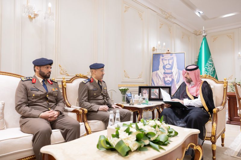 نائب أمير الحدود الشمالية يطّلع على تقرير أعمال الدفاع المدني بالمنطقة للنصف الأول من 2026م