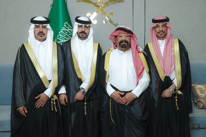 بالصور.. عبيدالله صليبي تعب الرويلي يحتفل بزواج أبنائه «ثامر وسامي ورائد»