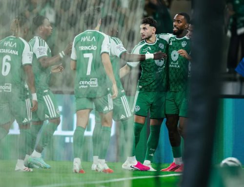 الهلال يحكم قبضته على الصدارة بثنائية في مرمى الشباب في ديربي الرياض
