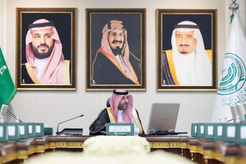 نائب أمير الحدود الشمالية يرأس اجتماع لجنة المسؤولية الاجتماعية بالمنطقة