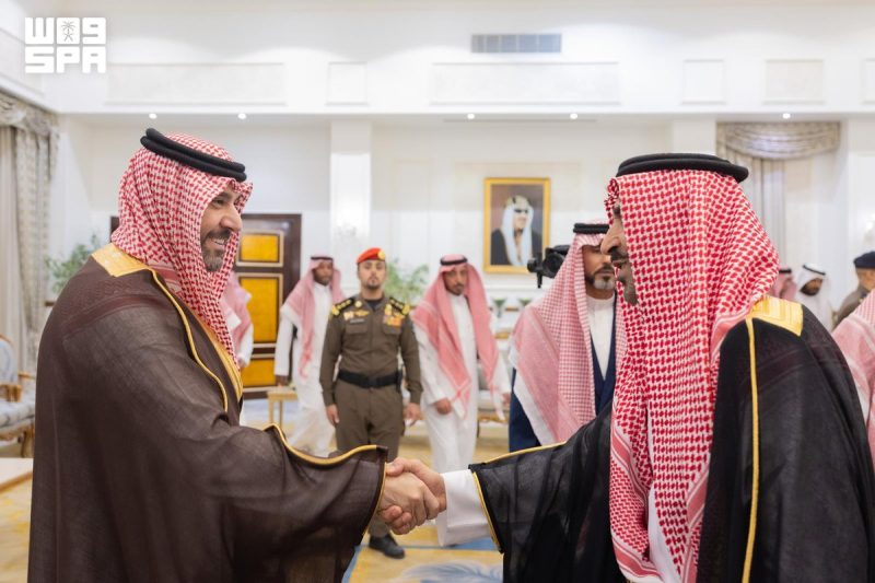 نائب أمير الحدود الشمالية يلتقي قيادات الصحة ويؤكد أهمية التبرع بالأعضاء