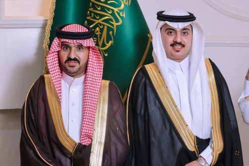 بالصور..أبناء منير عموش الفريجي الرويلي يحتفلون بزواج أشقائهم “محمد” و “أحمد”