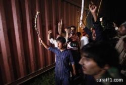 استئناف حرب غزة بضربات جوية اسرائيلية وهجمات صاروخية فلسطينية