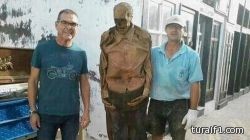 إيقاف عامل مقابر إسباني عن العمل بسبب التقاطه صورة مع جثة بشرية