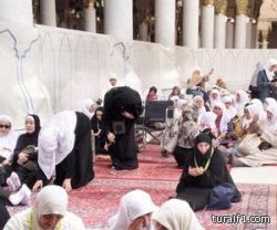 شؤون الحرمين: تمكين النساء من الصلاة في “الروضة الشريفة” في أوقات متفرقة
