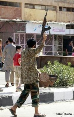 الدولة الاسلامية تستولي على قرى في سوريا وطائرة استطلاع تجوب اجواء حلب