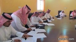 سحب قرعة توزيع الأراضي السكنية لـ22 مواطنا بمقر بلدية محافظة طريف (صور)