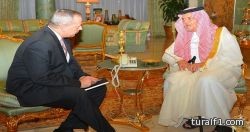 “الفيصل” يستقبل في منزله منسق تحالف الحرب على داعش