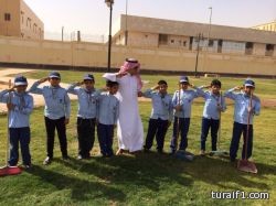 ضمن برنامج “وأن المساجد لله”…طلاب كشافة أبي ذر الغفاري ينظفون مساجد طريف والحدائق ويعطروها