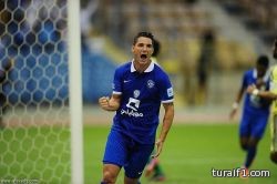 الهلال يفكر في استبدال نيفيز بمهاجم تركي