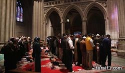 كاتدرائية واشنطن تستضيف صلاة الجمعة لأول مرة