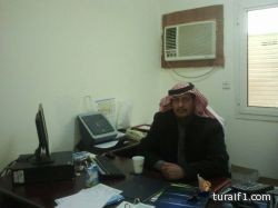 ماجد الشراري خارج السرير الأبيض بعد اجراء عملية جراحية