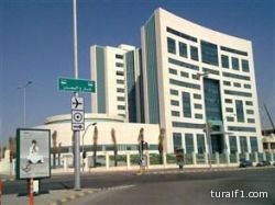 سائقو الأجرة بالمطارات يطالبون “الطيران المدني” بإنصافهم بعد توقيفهم عن العمل