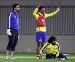 دا سيلفا يخفي التشكيلة و«كحيلان» يتحوّل لإداري