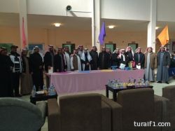 بالصور … مدرسة عمر بن عبد العزيز الابتدائية بطريف تكرم طلابها ومعلميها المميزين