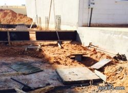الدفاع المدني بطريف يتفاعل سريعاً مع أحد المواضيع المنشورة في إخبارية طريف ويغلق عدد من البرك المائية ( صور )