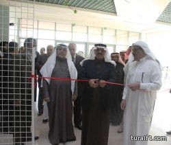 مدير جامعة الحدود الشمالية يفتتح معرض الابتكارات والمشاريع الهندسية الأول لطلاب كلية الهندسة “صور”