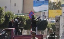 هدنة في صنعاء بعد ساعات من القتال واتهام الحوثيين بتدبير انقلاب
