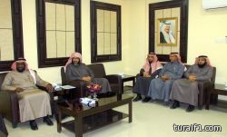 وفد من وكالة التخطيط والتطوير بوزارة التربية يتفقد النظام الفصلي بتعليم الشمالية