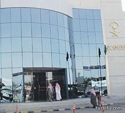 “العمل” تعدل قواعد تجديد رخص العمل لمنشآت “الأخضر والبلاتيني”