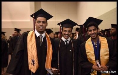 فيصل بن خالد جلباخ الخضع يحصل على درجة البكالوريوس من جامعة أركانسس بأمريكا