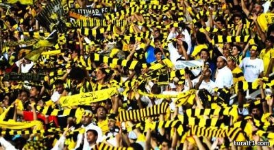 الجماهير الاتحادية تطالب بطرد ” قاسم “وأشباه اللاعبين بعد الهزيمة المذلة أمام الهلال