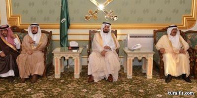 وكيل امارة منطقة الحدود الشمالية يستقبل المهنئين بعيد الفطر