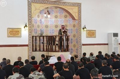 إقامة صلاة الجمعة في مسجد قوة طوارئ عسير بعد إعادة ترميمه وتجهيزه