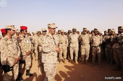 قائد لواء الأمام محمد بن سعود يزور قوات الحرس الوطني في الحدود الشمالية