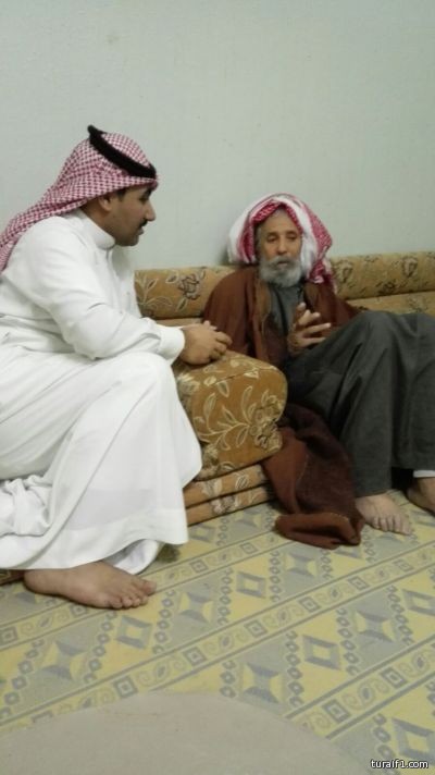 بعد صور نشرها نشطاء على مواقع التواصل الإجتماعي..”اخبارية طريف” تسلط الضوء على معاناة السبعيني و زوجته بطريف (تقرير مصور)