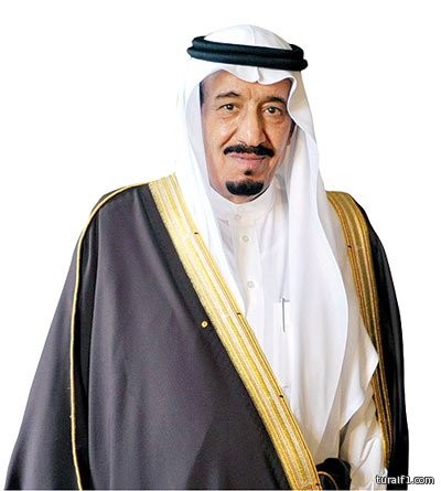 خادم الحرمين يمنح الفريق ركن فياض حامد الرويلي وسام الملك فيصل من الدرجة الثانية