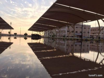 بالصور..الدكتور الذايدي يكتب ويناقش السيرة الذاتية في أدبي الشمالية‎