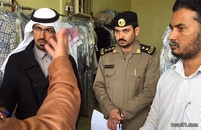بتوجيه من أمير الشمالية..لجنة حكومية تكشف وتخالف محلات ومطاعم في العويقيلة‎